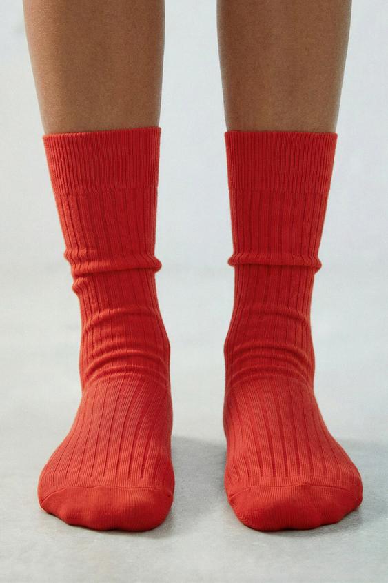 MID-LENGTH RIBBED SOCKS - Red by Zara - Image 0
