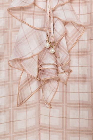 BLOUSE À CARREAUX ET VOLANTS - Roses de Zara - Image 7