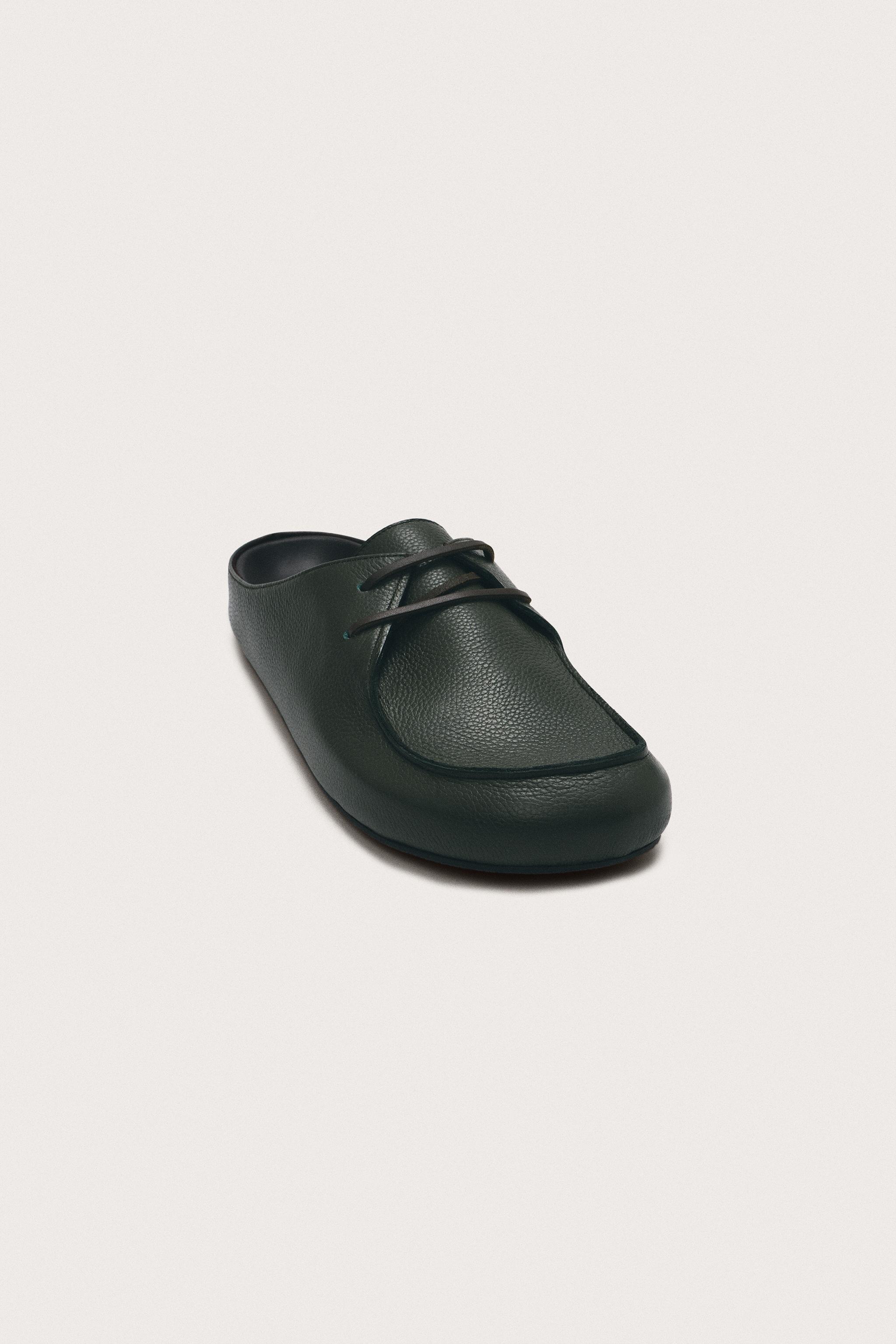 LIMITED EDITION LEATHER CLOGS