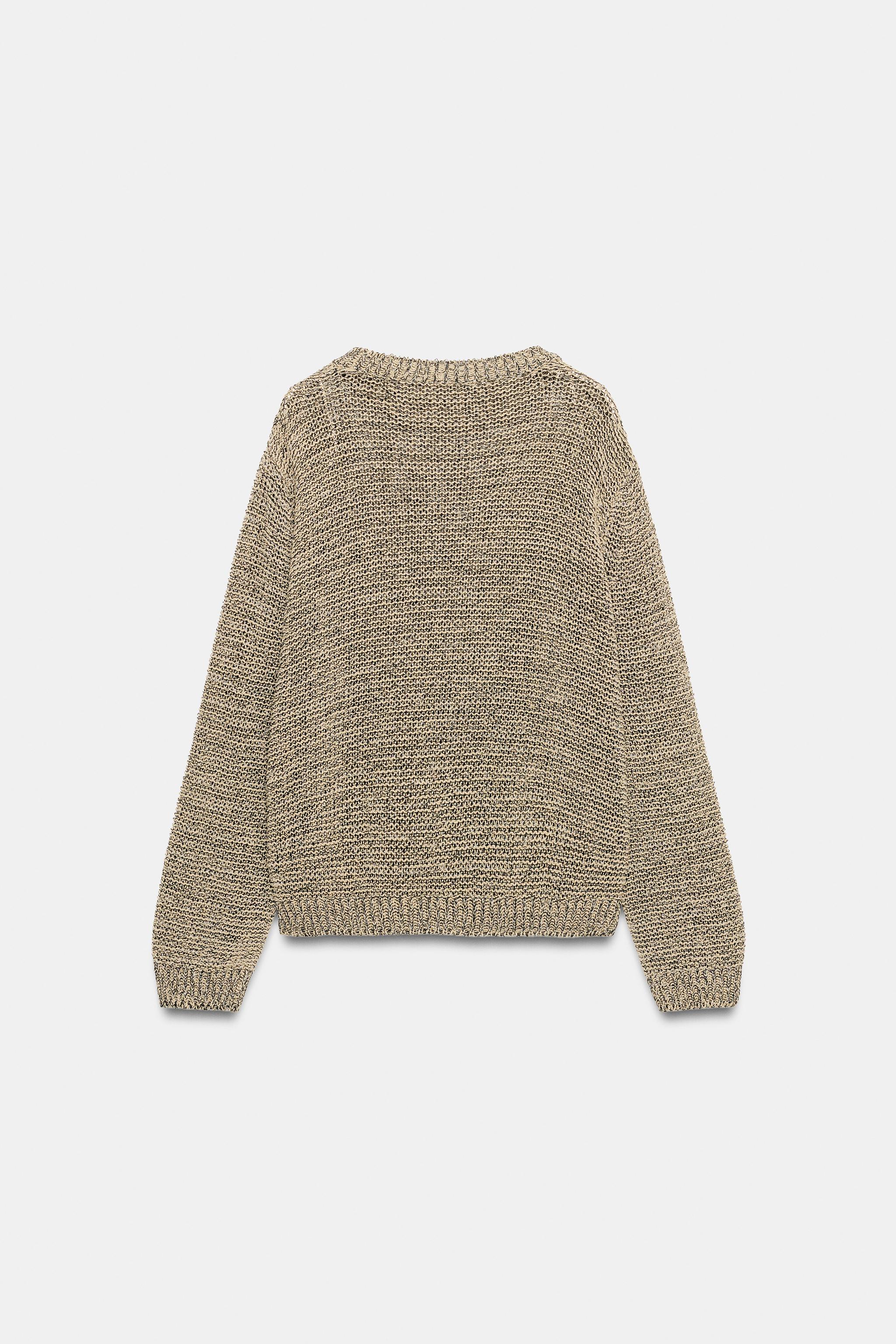 PULL EN MAILLE AVEC FIL MÉTALLISÉ