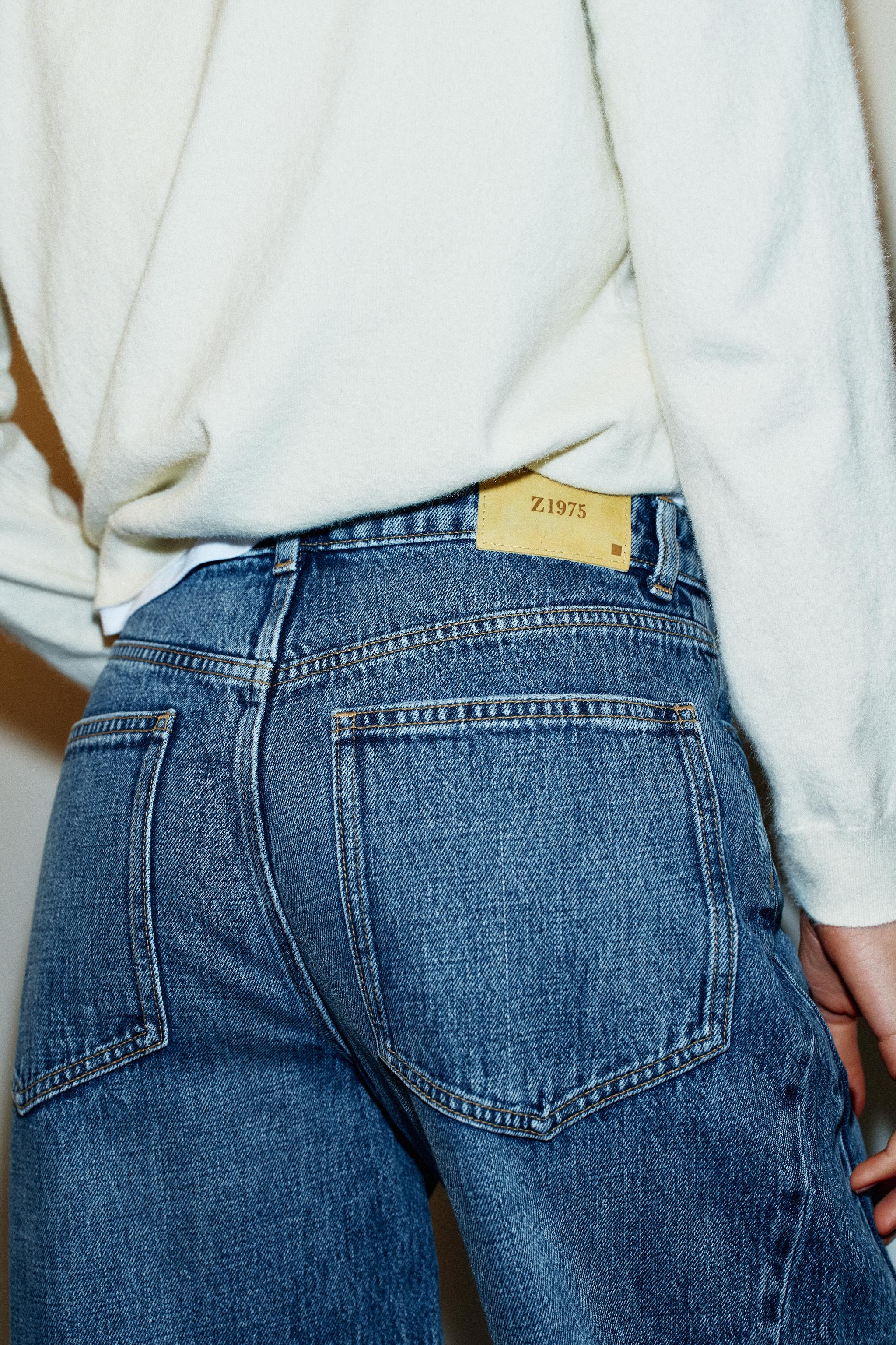 Z1975 HIGH-RISE BARREL JEANS
