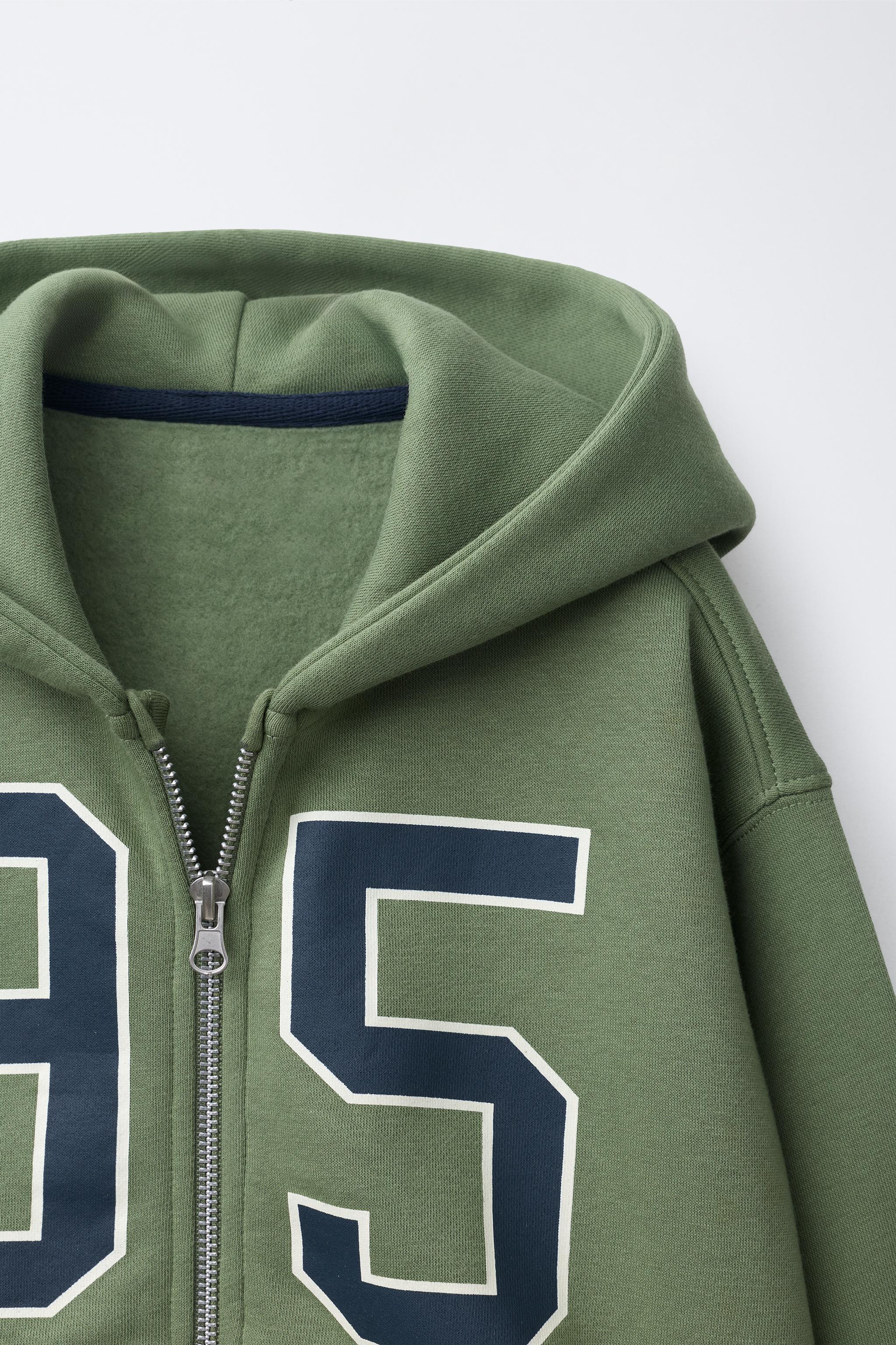 NUMBER PRINT ZIP-UP HOODIE