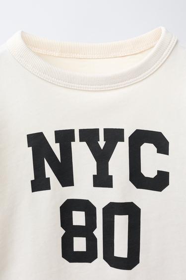ENSEMBLE DE JOGGING T-SHIRT ET BERMUDA SPORTIF - Noir / Écru de Zara - Image 2