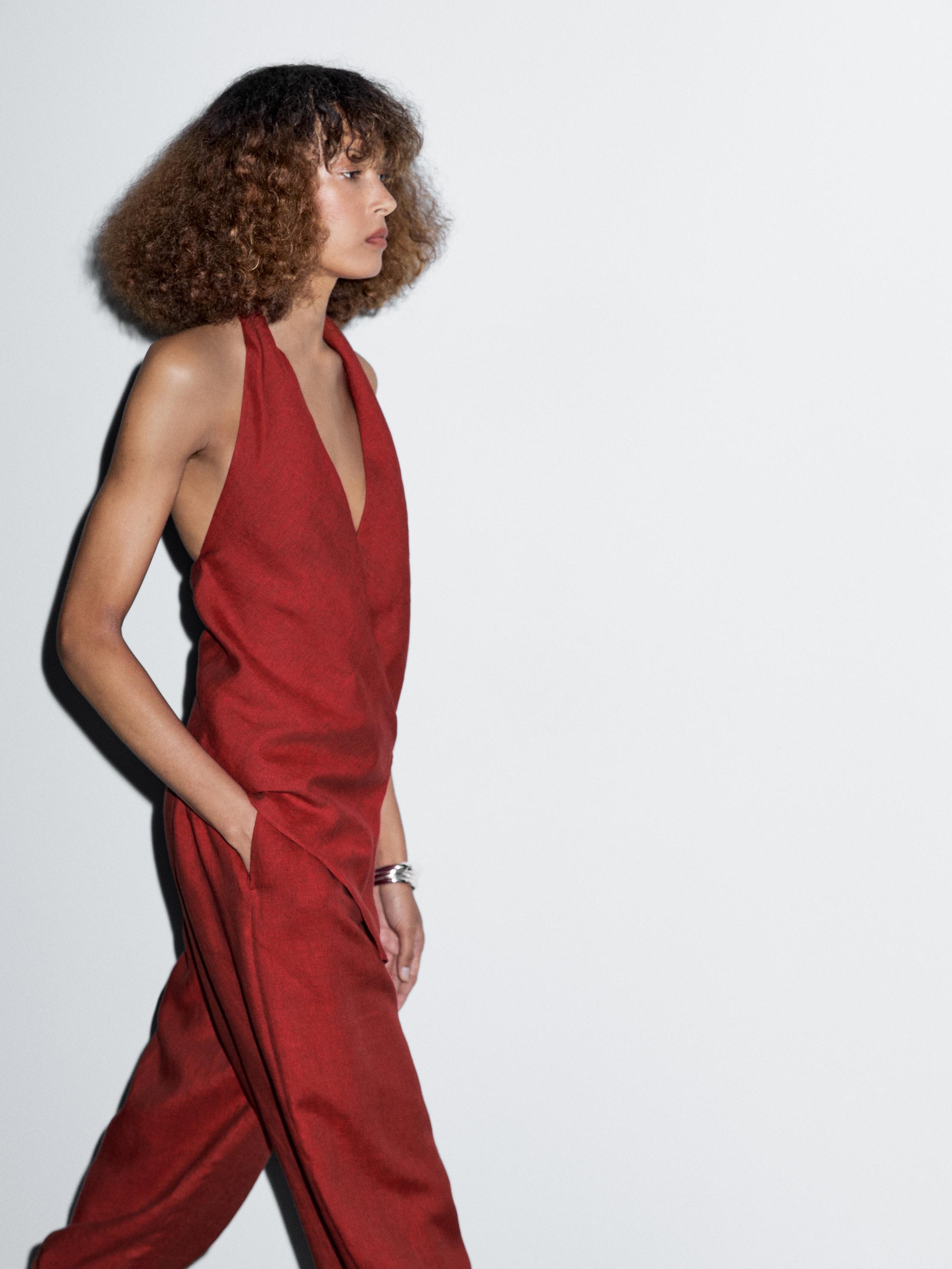 Linen halter top with low-cut back