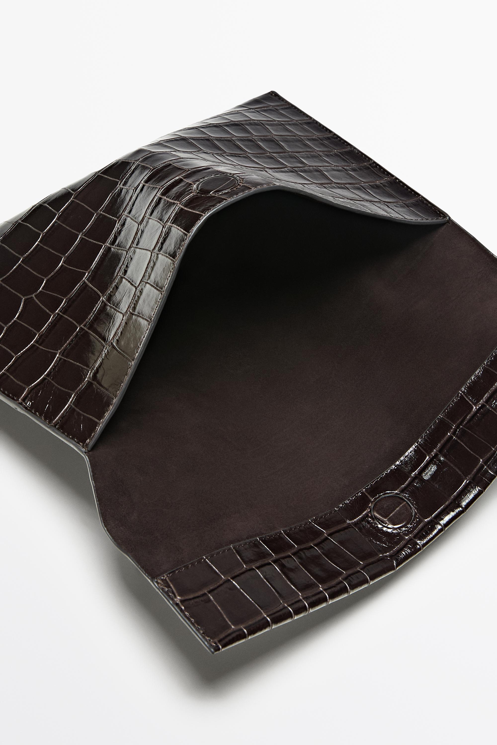 Housse iPad en cuir texturé