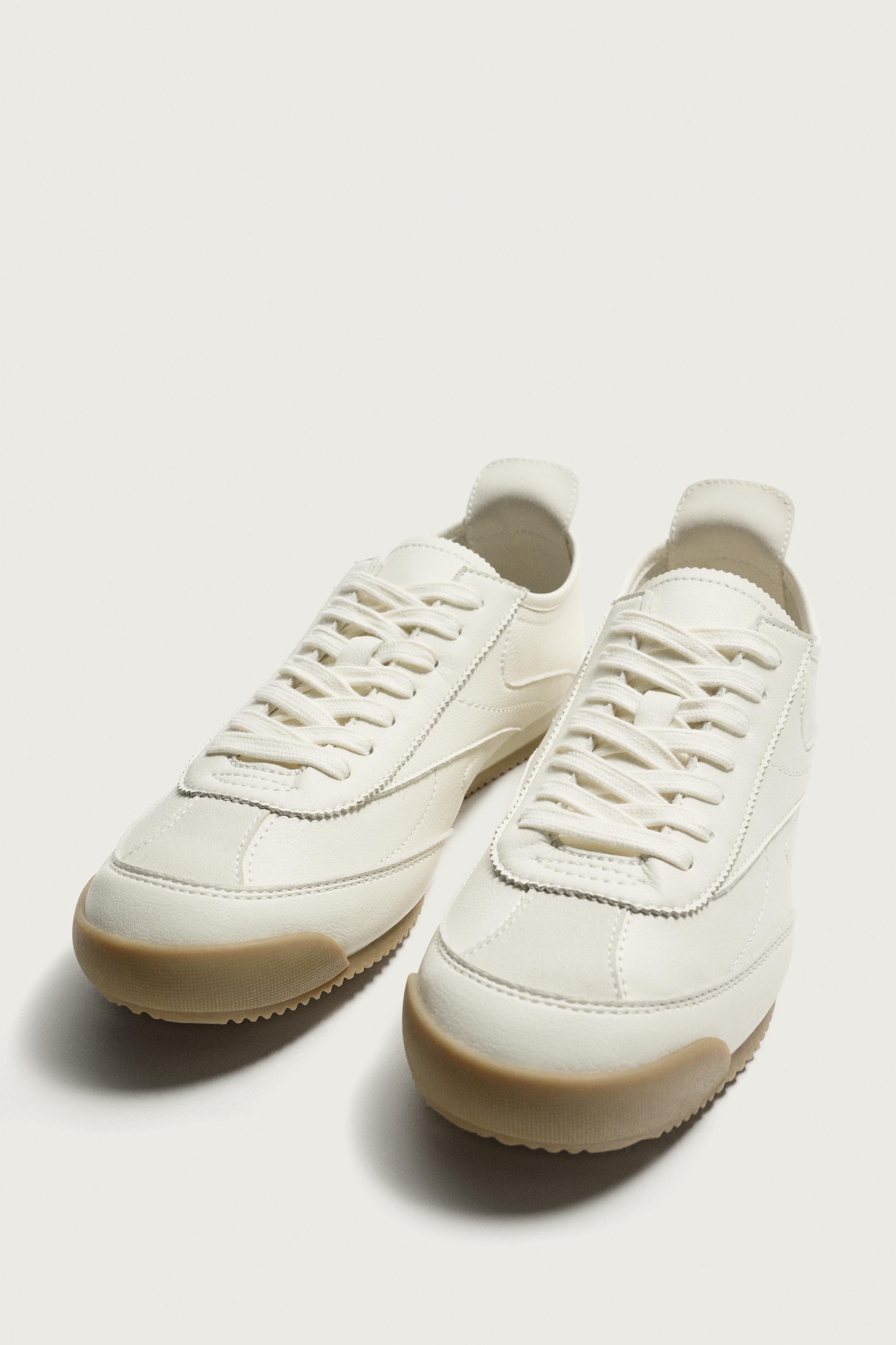 RETRO STYLE SNEAKERS