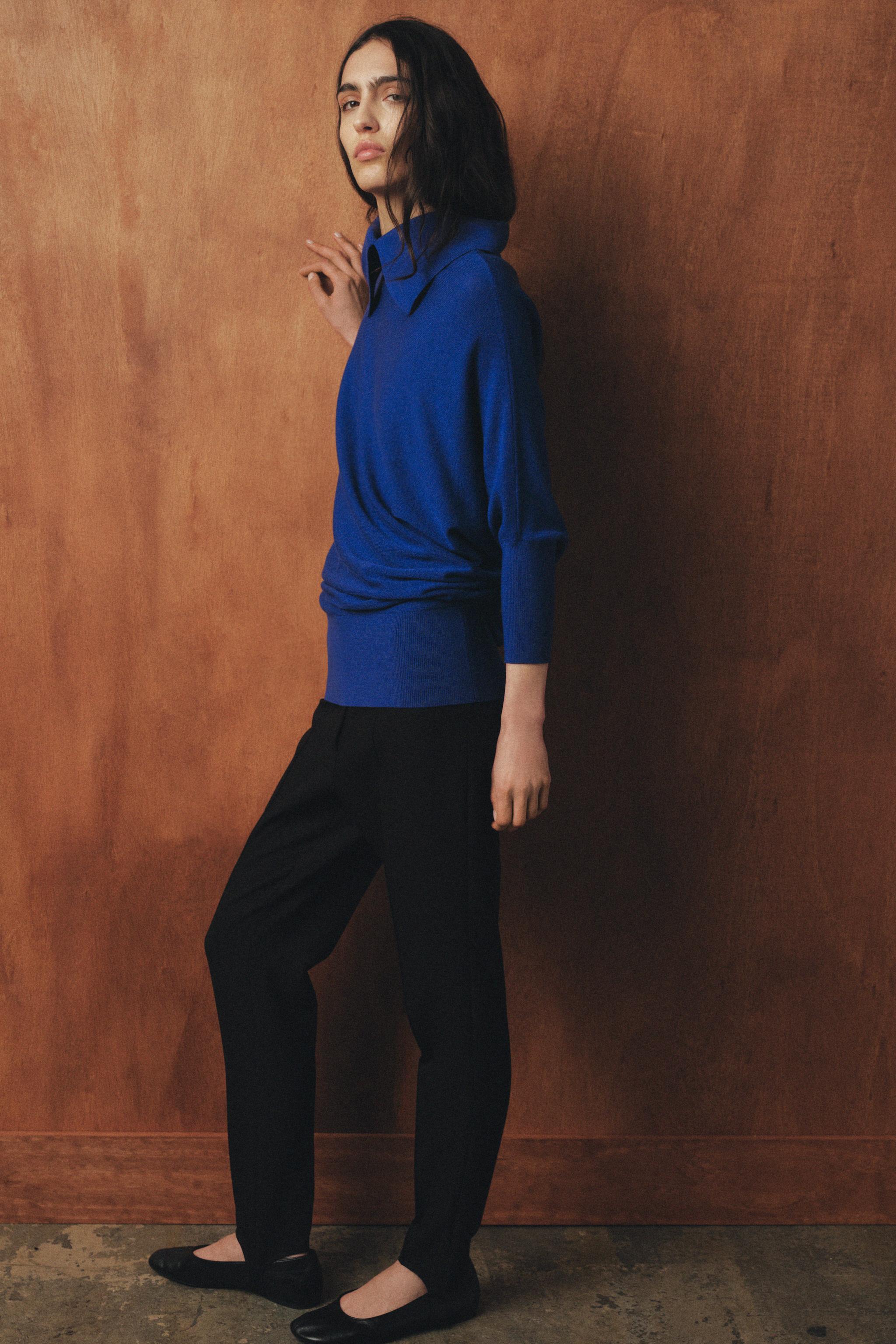 LONG BATWING SLEEVE KNIT JUMPER