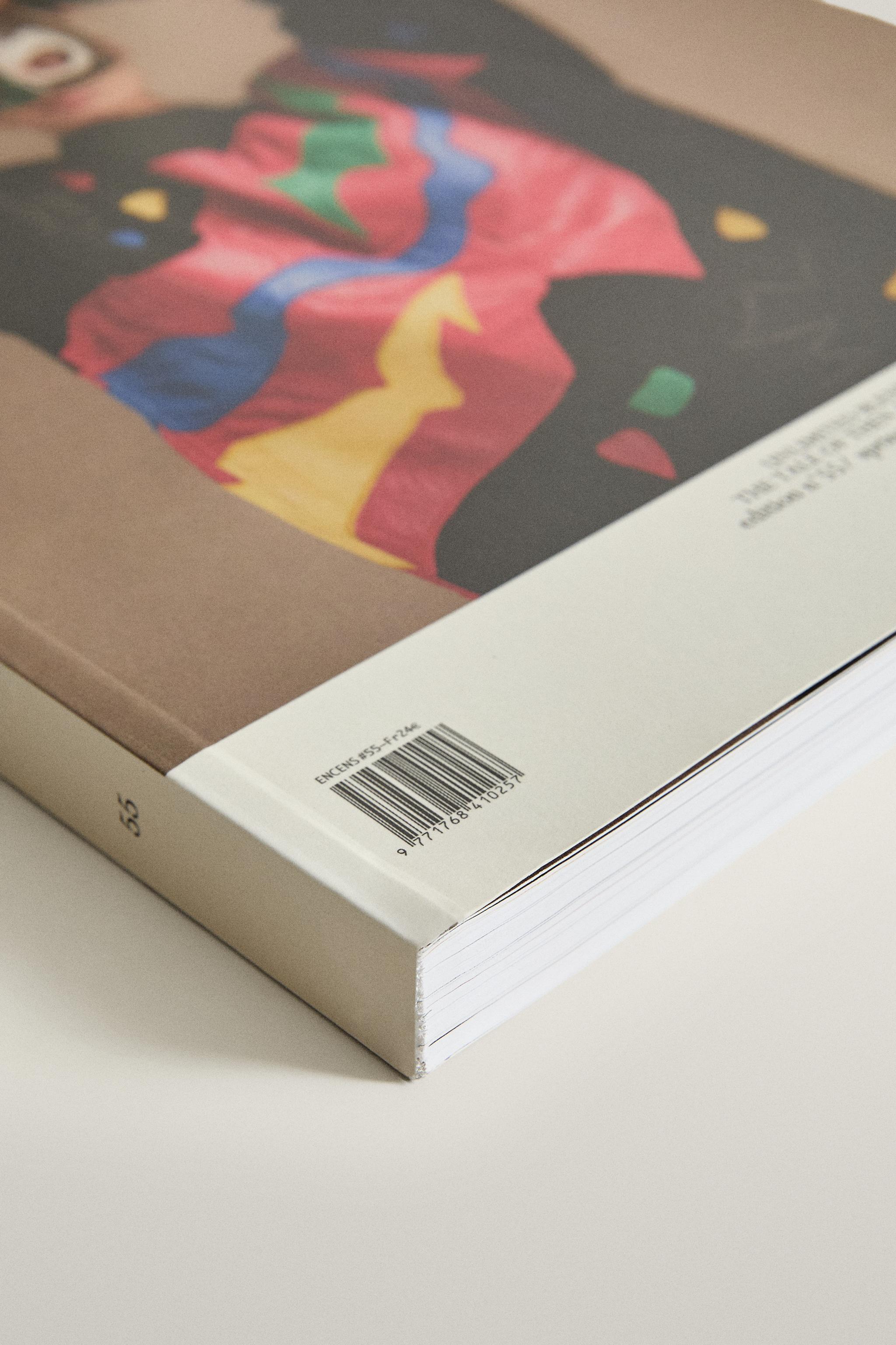ENCENS magazine N°44 2020 洋書 ENCENS N55 MAGAZINE (ENGLISH) - Negro / Fucsia | ZARA Estados