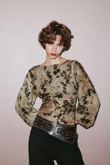 BODY AUS GEFLOCKTEM TÜLL - Khaki von Zara