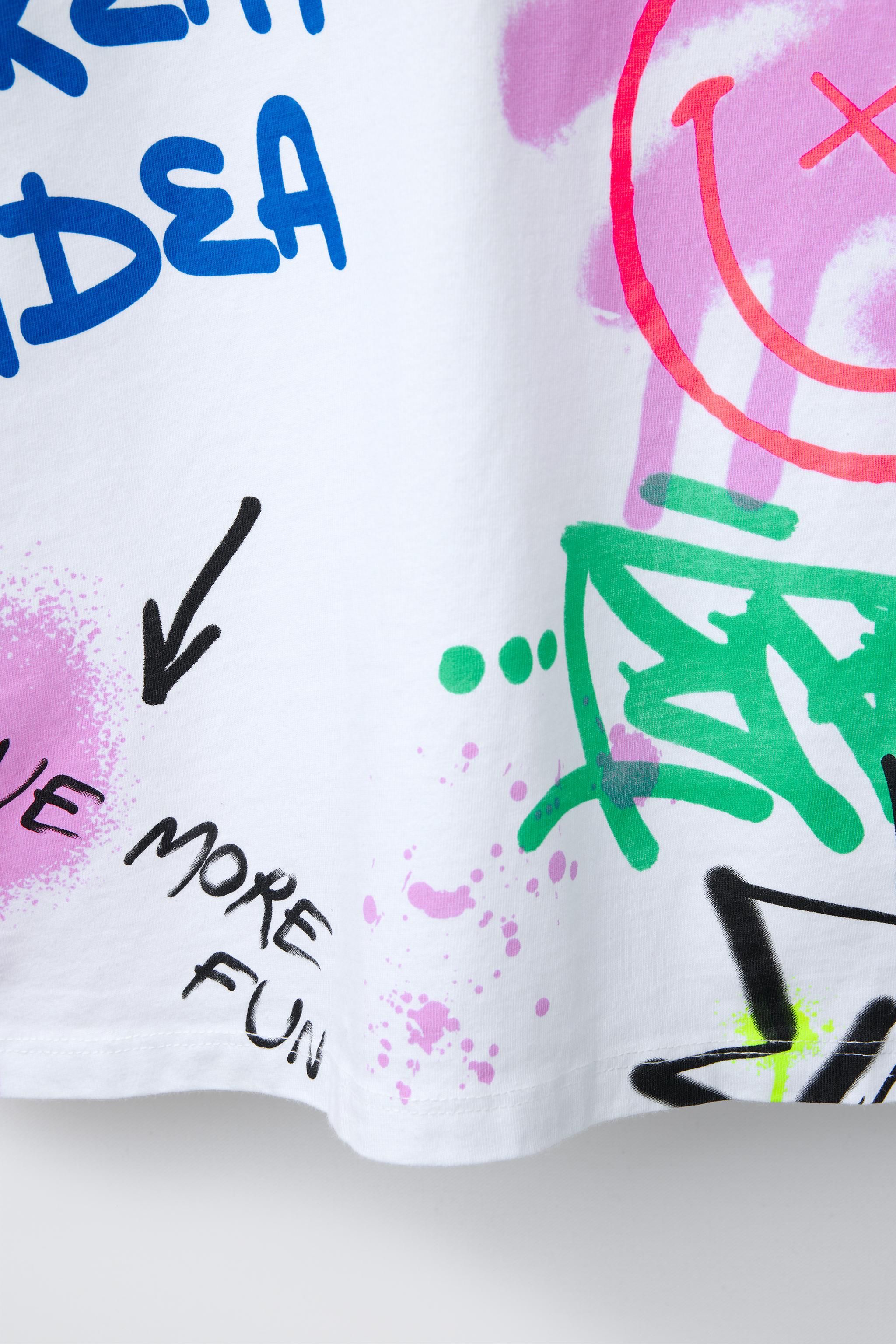 SMILEYWORLD ® GRAFFITI PRINT T-SHIRT - White | ZARA United
