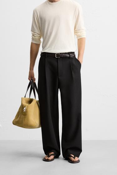 RELAXED FIT PLEATED TROUSERS - Black by Zara