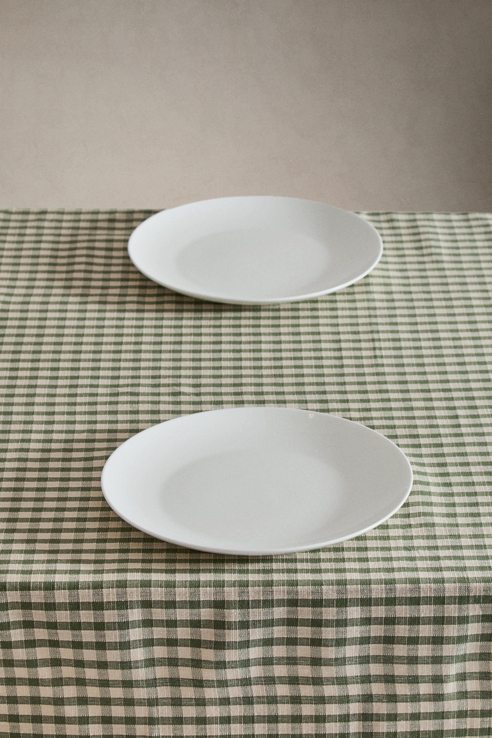 CHECKED TABLECLOTH WITH TOPSTITCHING — Green