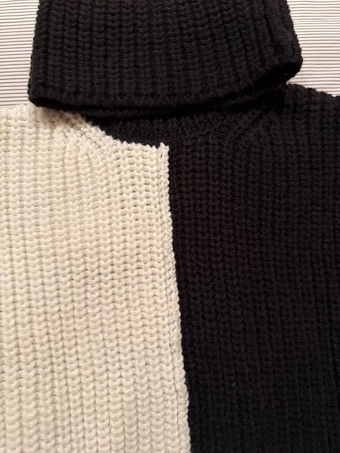 COLOUR BLOCK KNIT SWEATER - Image 3