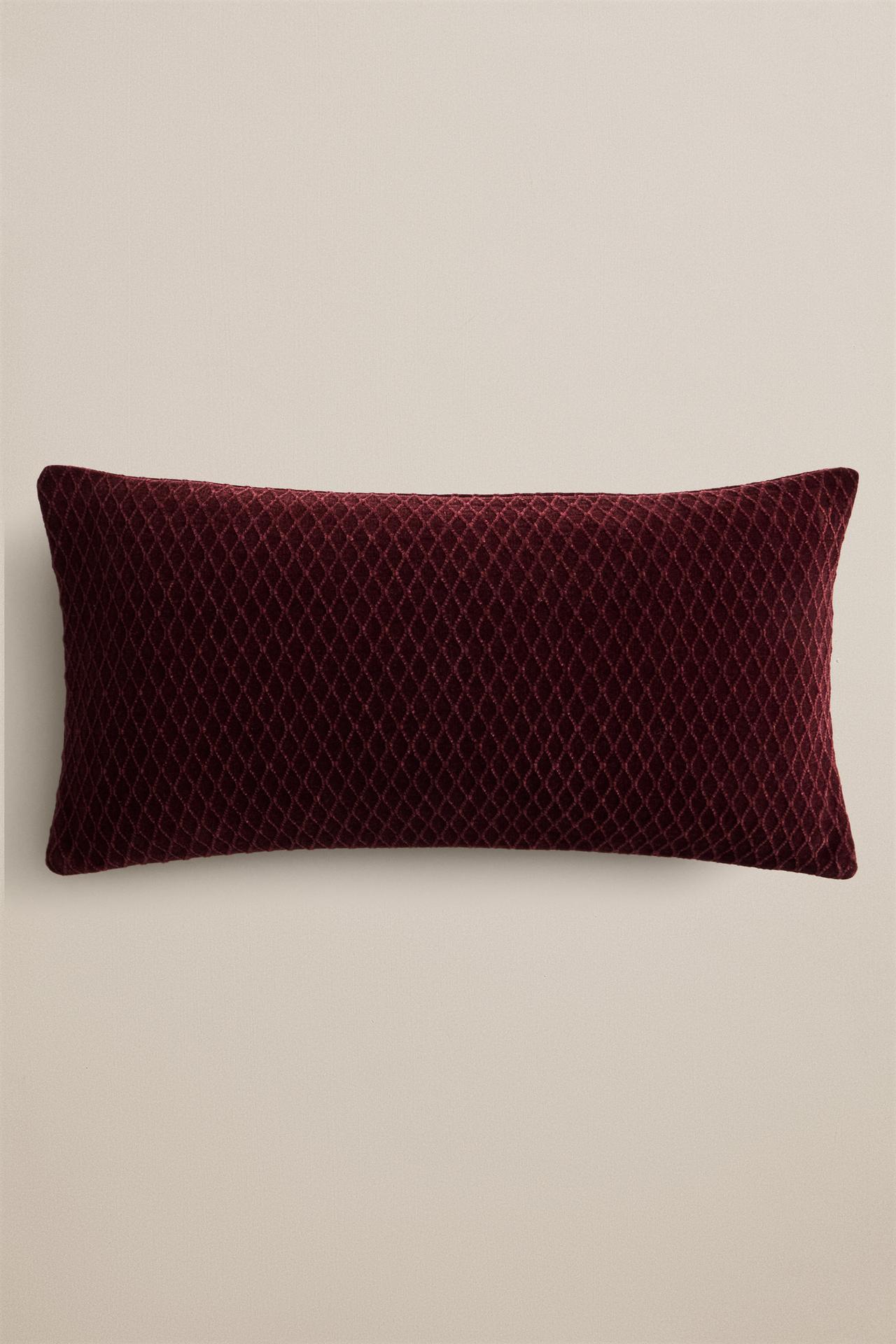 CHENILLE RAISED DIAMOND DESIGN THROW PILLOW COVER — Reddish