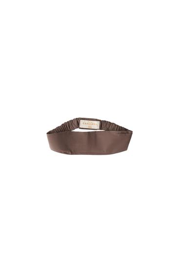 ELASTISCHES HAARBAND CREATED BY CARAMEL LONDON X ZARA - Braun von Zara