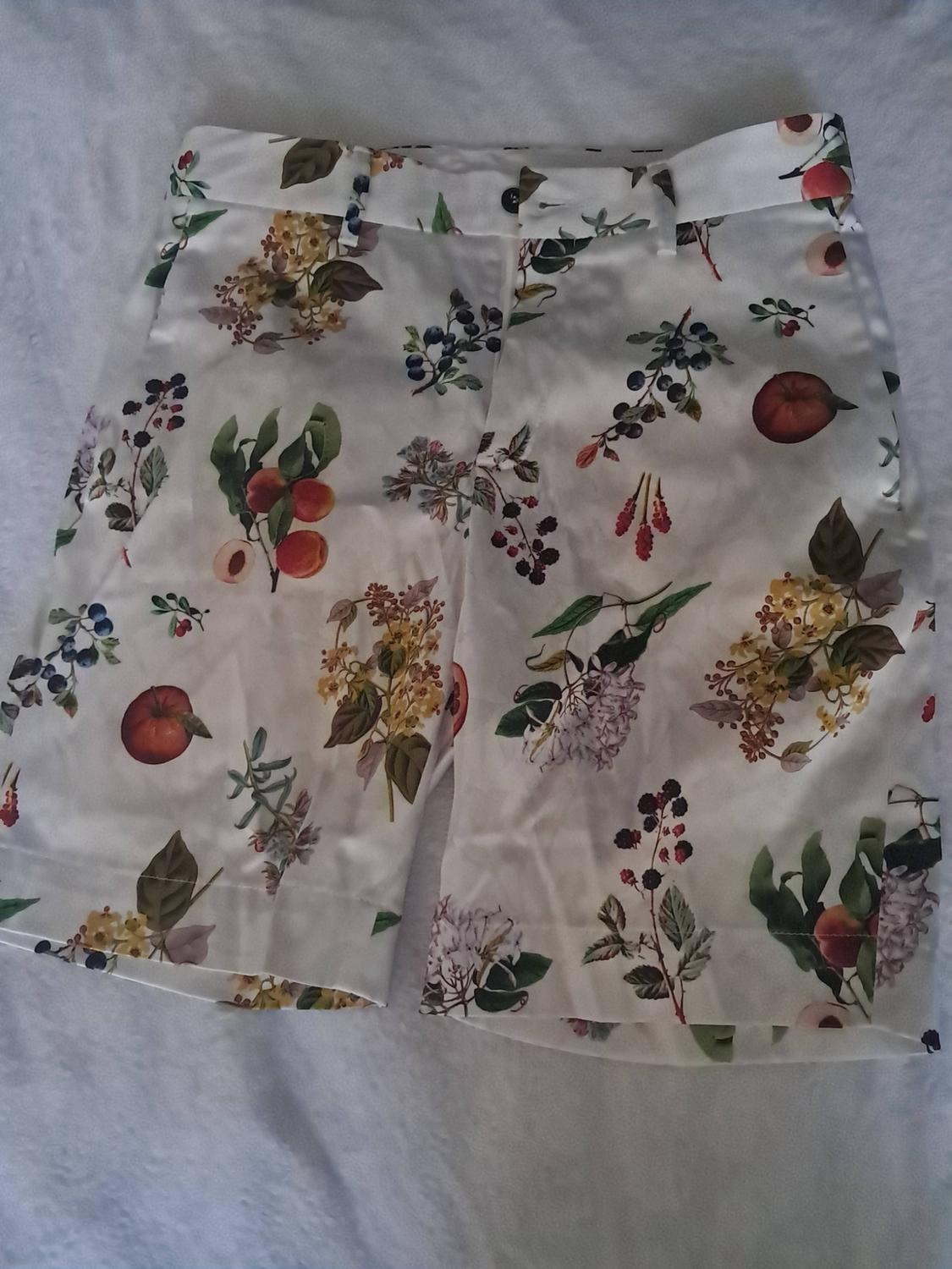 SATIN PRINTED BERMUDA SHORTS - Image 3