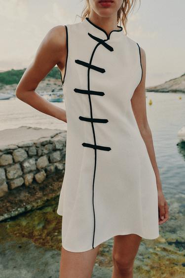 SHORT DRESS WITH FROG FASTENING - Ecru by Zara