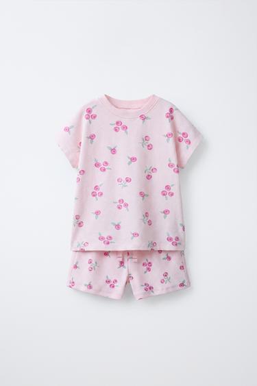 1 1/2-6 AÑOS/ PIJAMA ESTAMPADO CEREZAS - Rosa de Zara