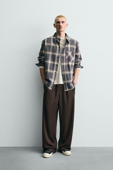 PANTALÓN JOGGER JACQUARD RAYAS - Marrón de Zara