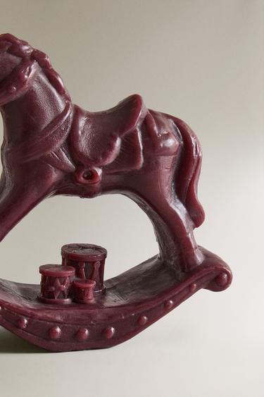 BOUGIE PARFUMÉE CHEVAL GINGERBREAD - Rouge de Zara - Image 2