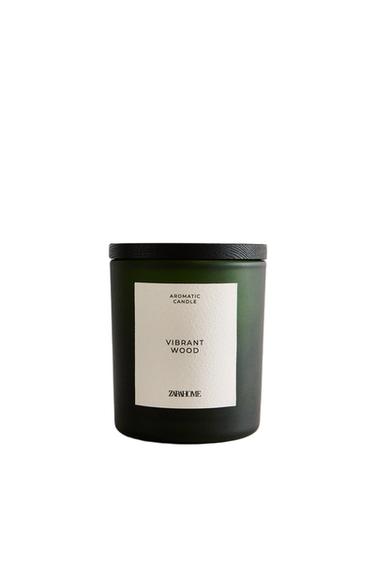 Zara (120 G) VIBRANT WOOD SCENTED CANDLE - Green