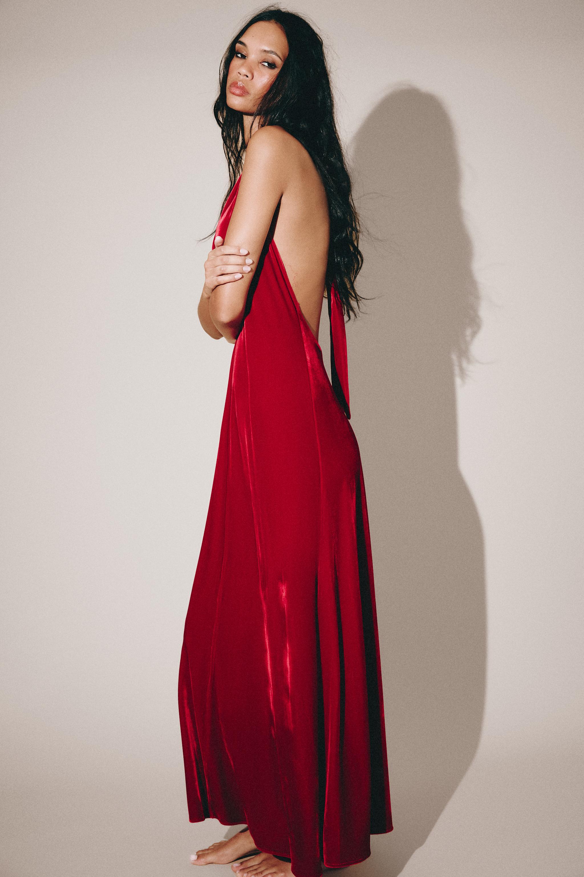 ROBE HALTER EN VELOURS