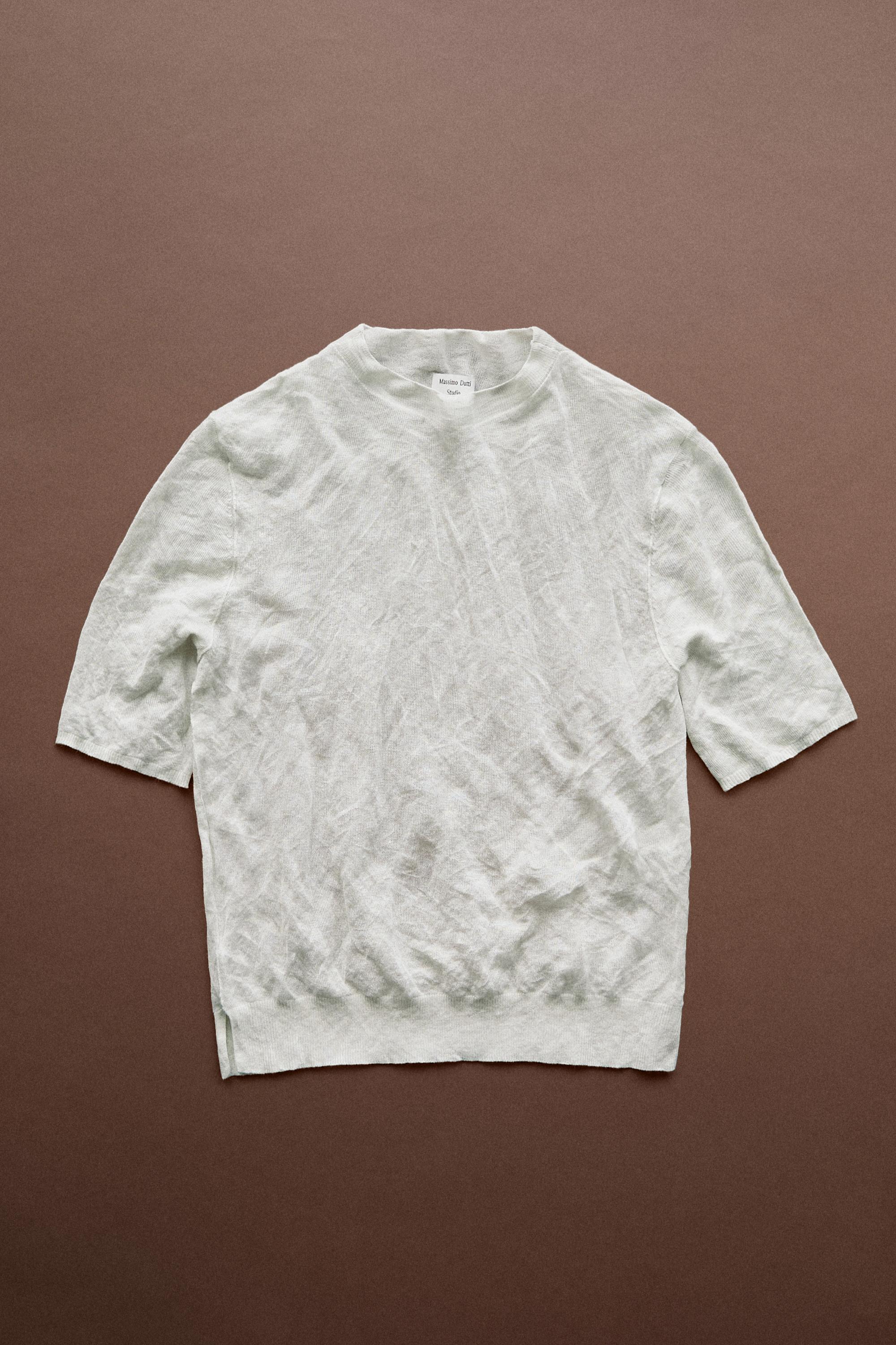 Short sleeve fine knit sweater - STUDIO — Aged silver