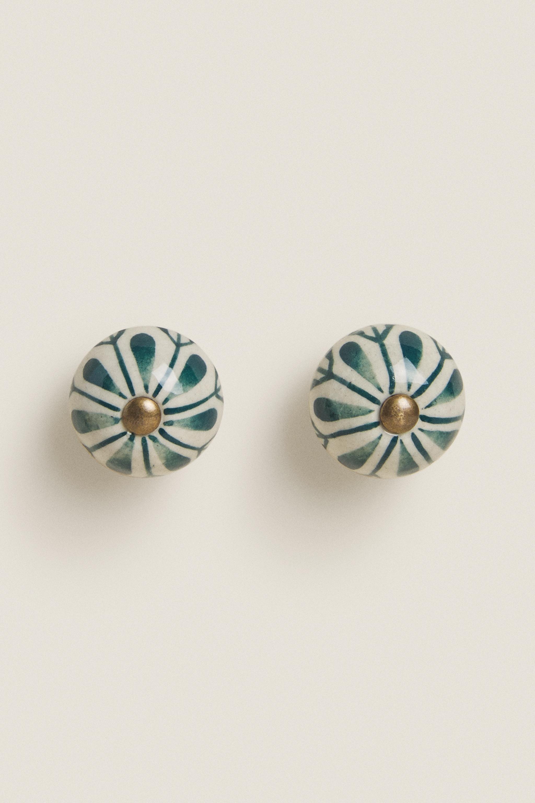 SET OF CERAMIC FLOWER KNOBS (SET OF 2