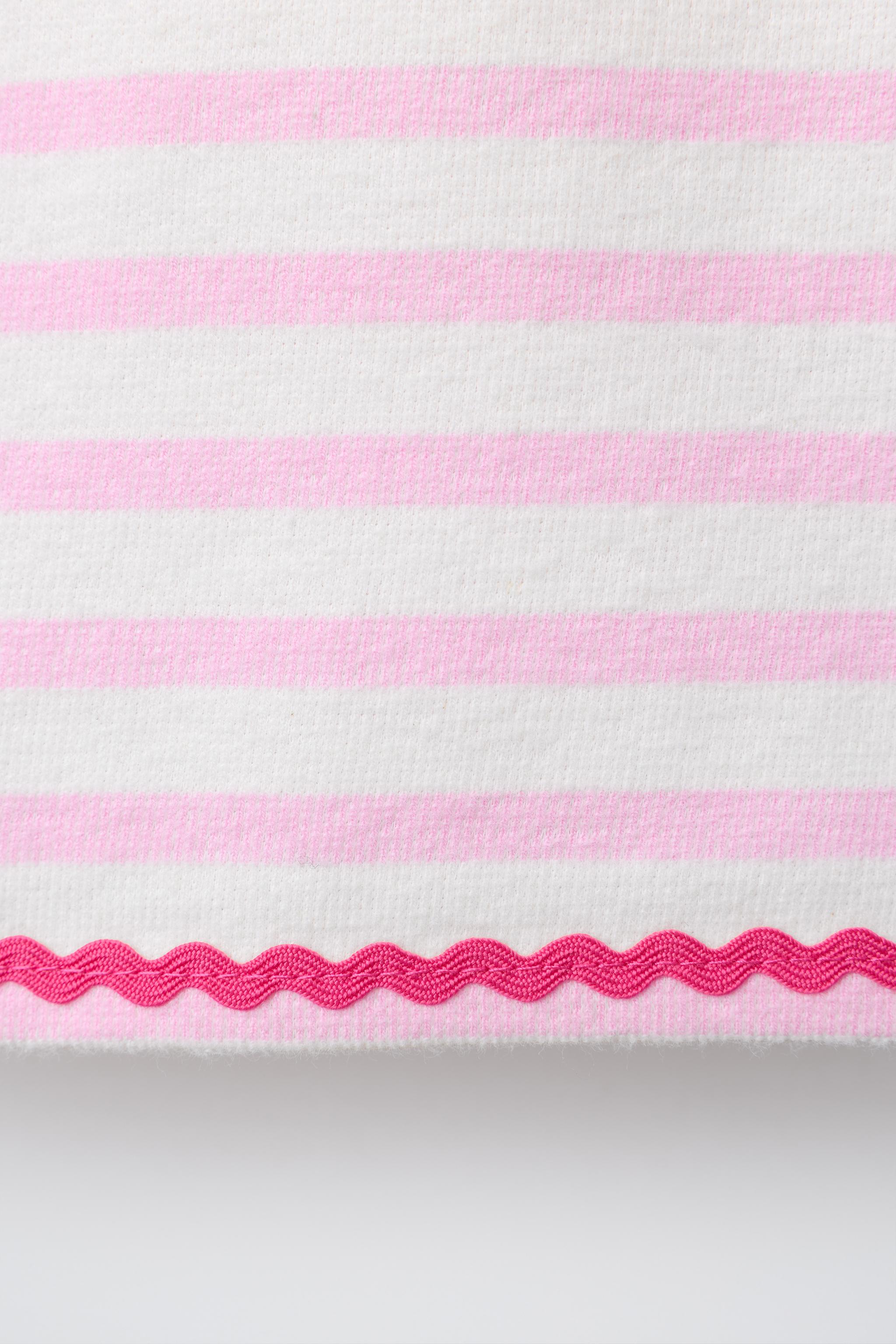 WOVEN STRIPED RUFFLE TOP