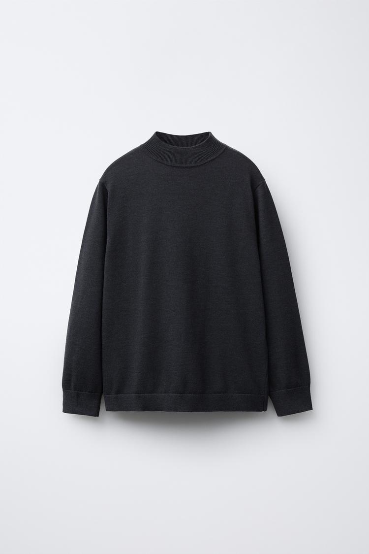 FINE KNIT MOCK NECK SWEATER