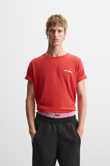 CAMISETA TEXTO ENGOMADO LIMITED EDITION - Rojo de Zara