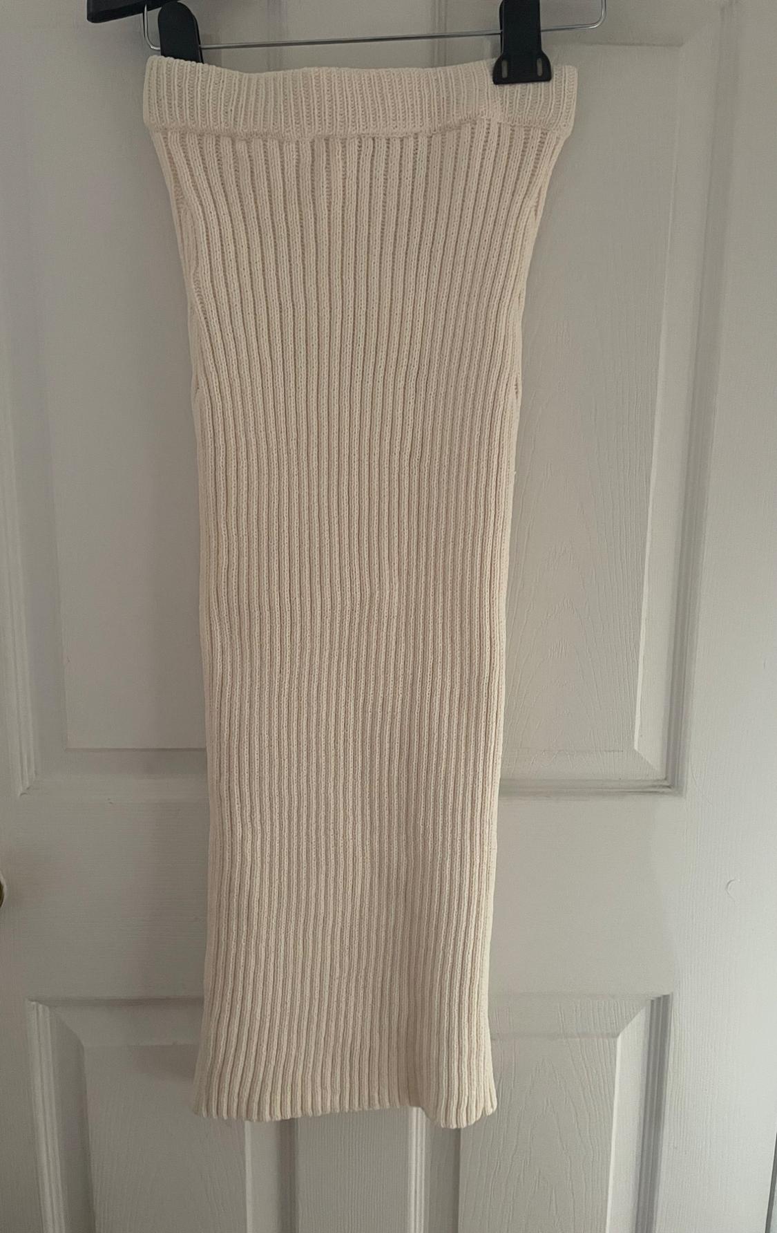 ZARA RIBBED IVORY/OFFWHITEMIDI SKIRT. - Image 2
