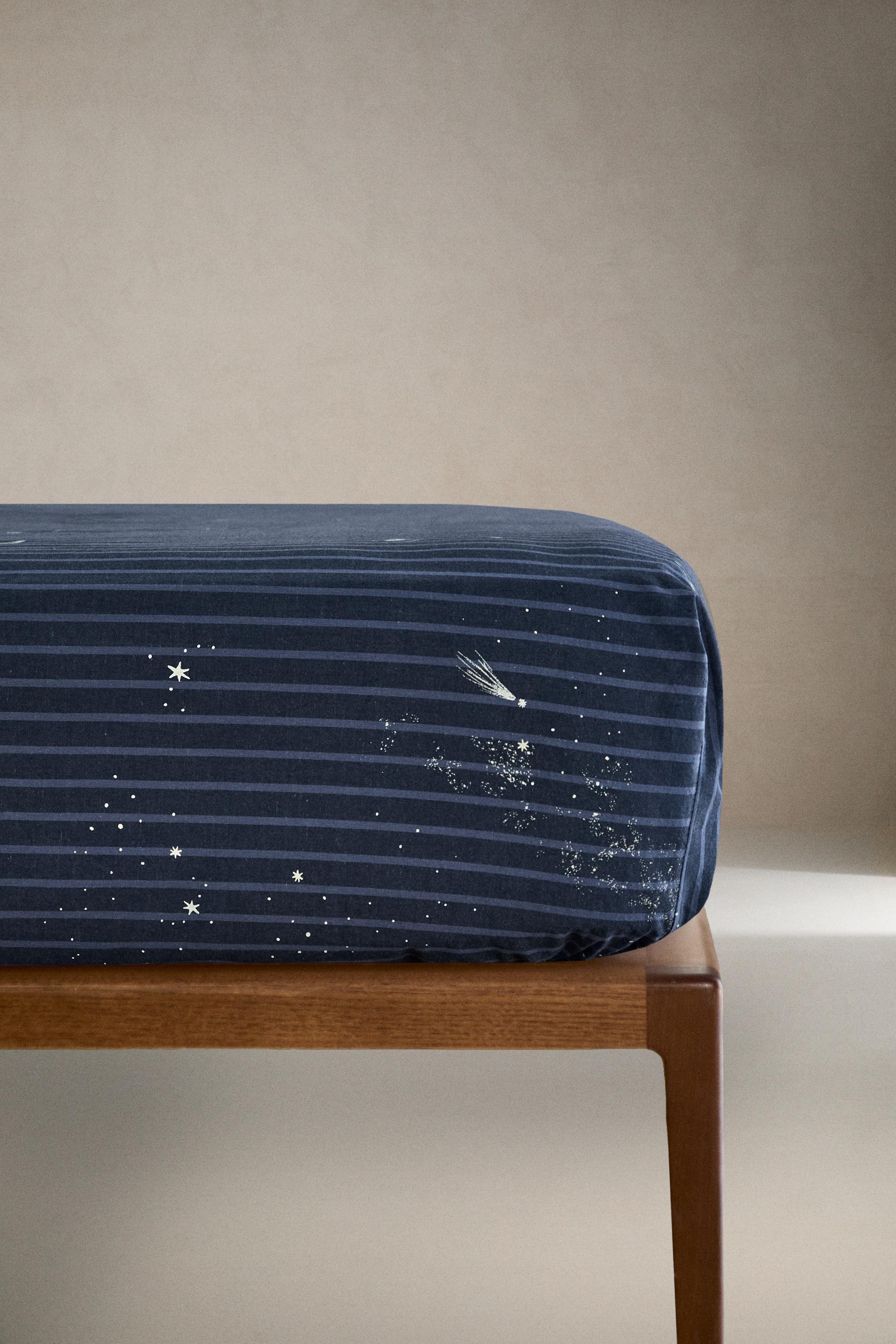 KIDS' SPACE STRIPE FITTED SHEET — Blue