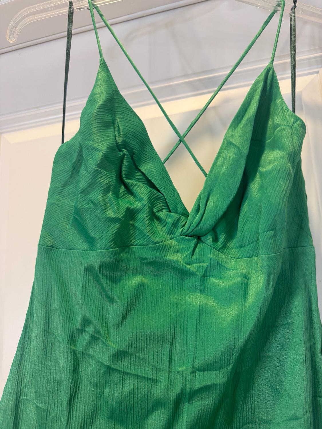 VESTIDO LENCERO NUDO - Image 2