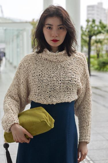 レザーポンポンクラッチバッグライムZaraのレザーポンポンクラッチバッグ - ライム 