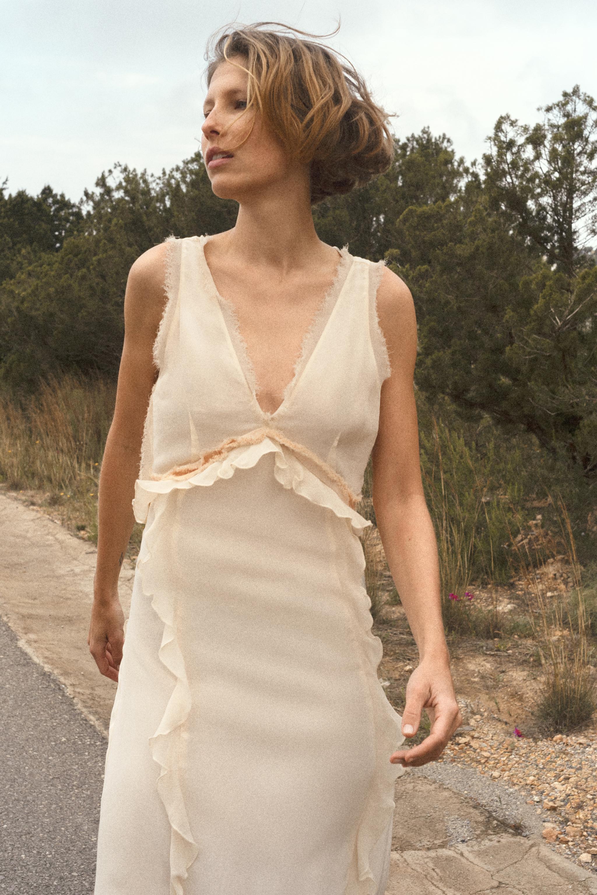 RUFFLED FRAYED MIDI DRESS