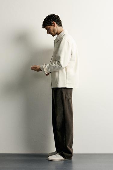 SURCHEMISE REGULAR FIT EFFET DAIM - Blanc cassé de Zara - Image 3