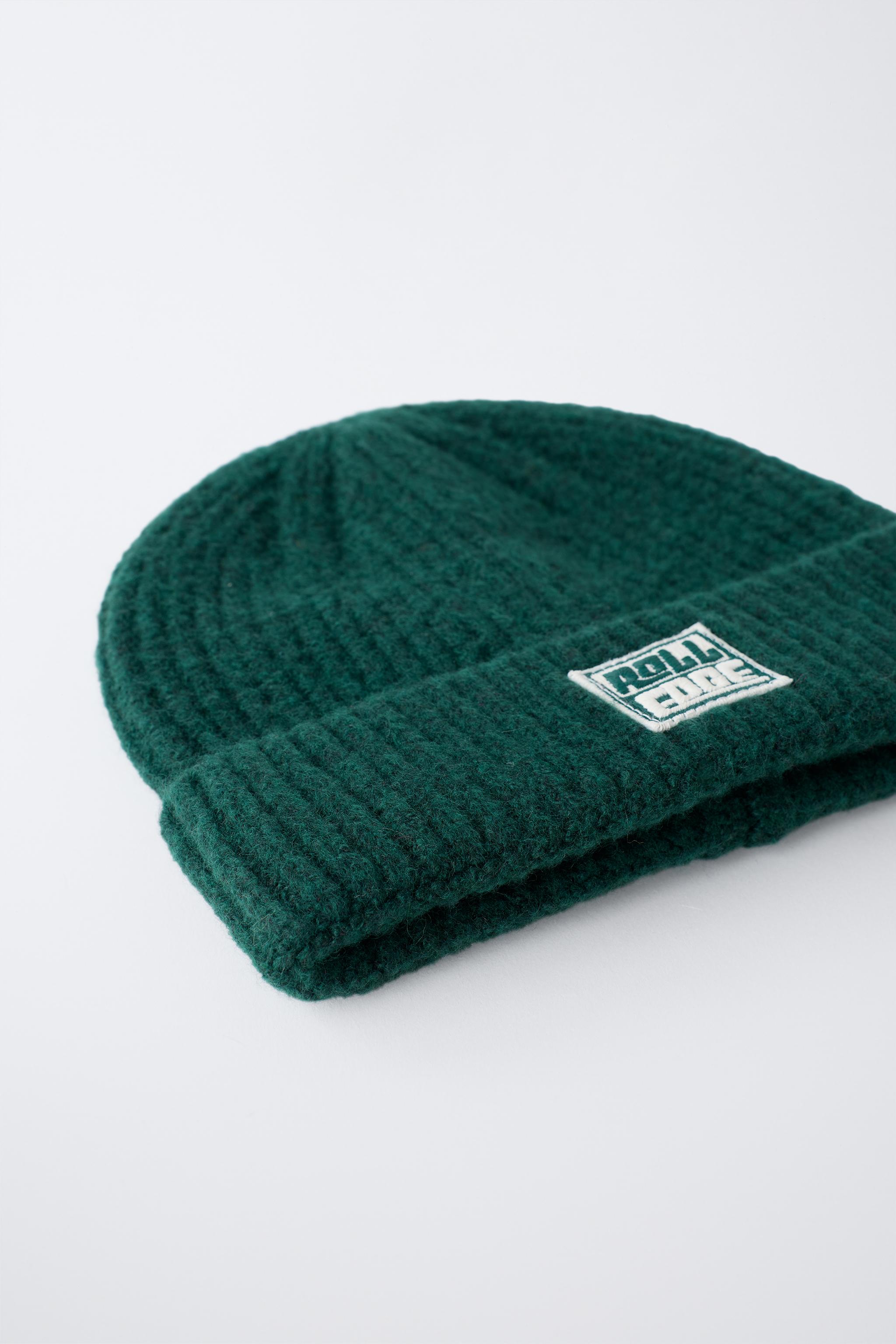 epine Eé knit KNIT HAT WITH LABEL - Yellow | ZARA United States