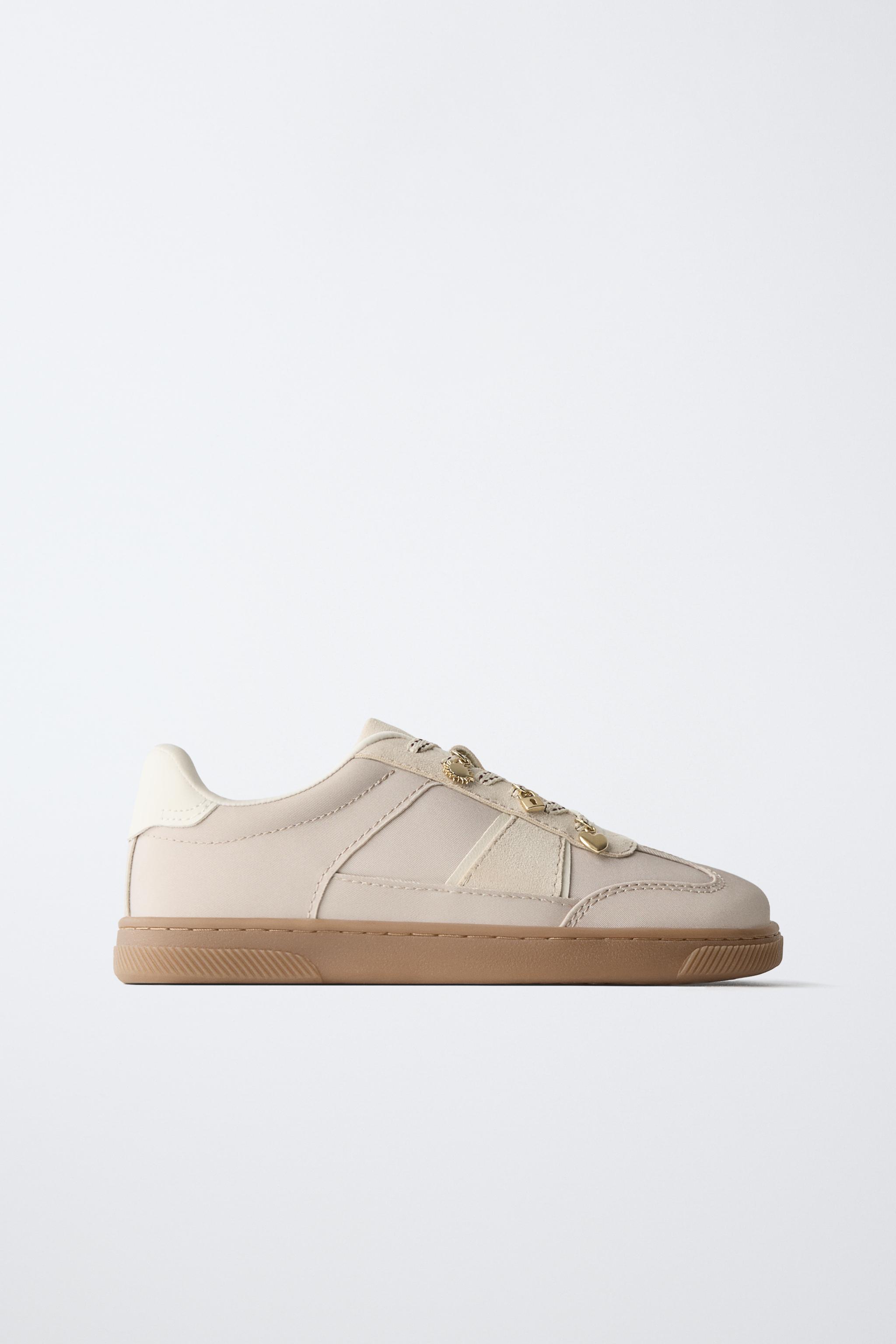 CHARM SNEAKERS — Beige