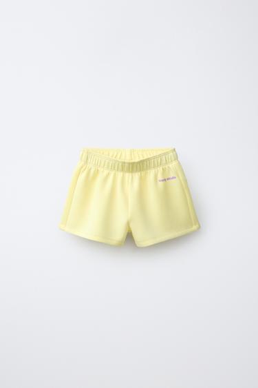 برمودا بكتابة نافرة SPORTY - أصفر ليموني by Zara