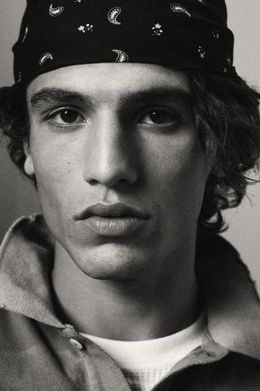 პროდუქტის სურათი - Zara-ს Dark silver - სურათი 0