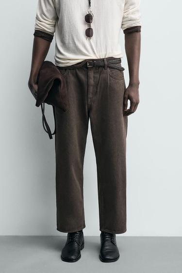 JEANS TAPERED WIDE FIT - Marrón de Zara
