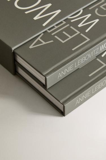 LIVRE WOMEN ANNIE LEIBOVITZ (ANGLAIS) - Gris de Zara - Image 1