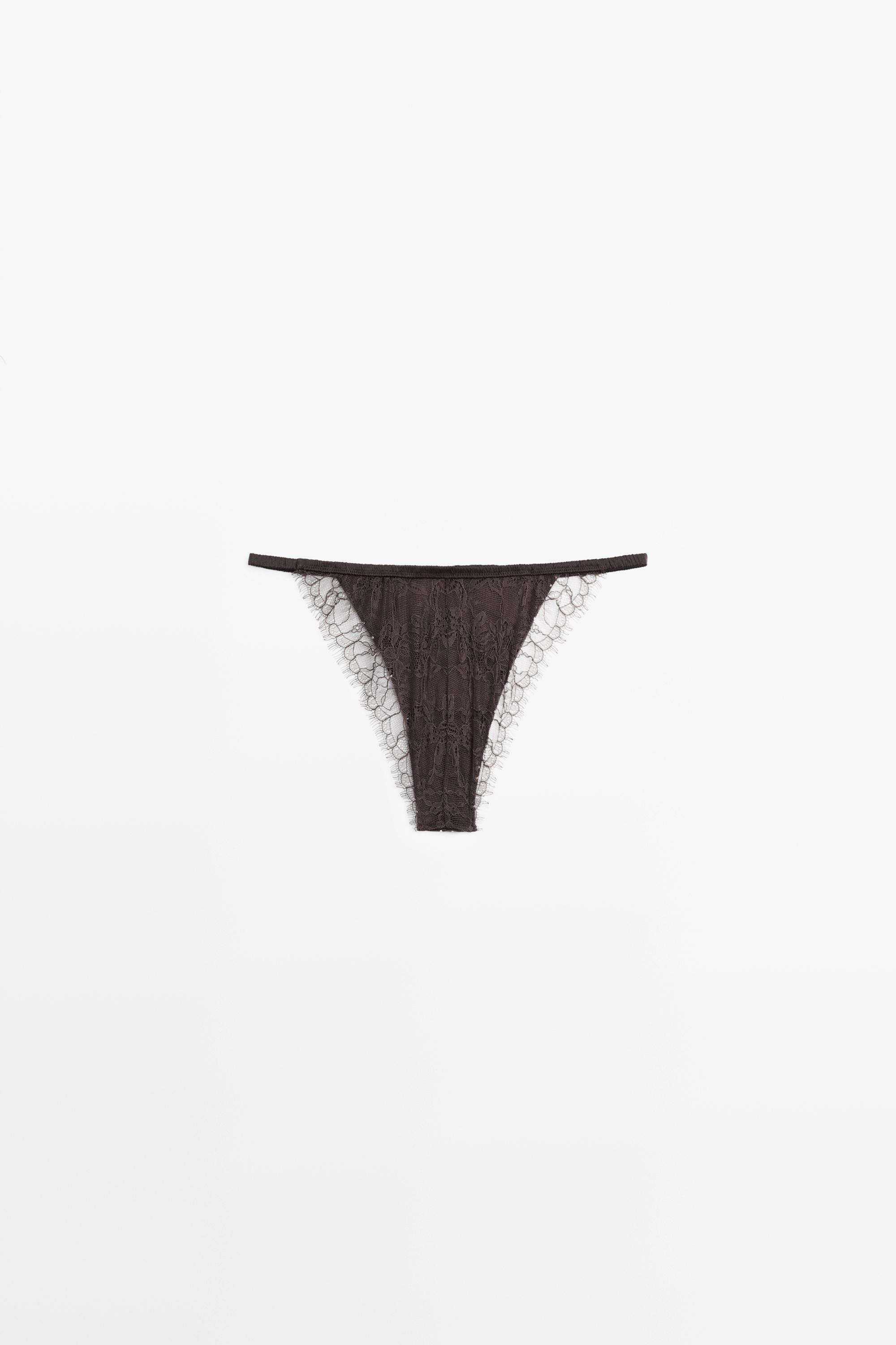 Culotte à pois et dentelle