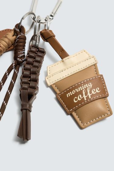 MULTI-CHARM KEYRING - Brown by Zara
