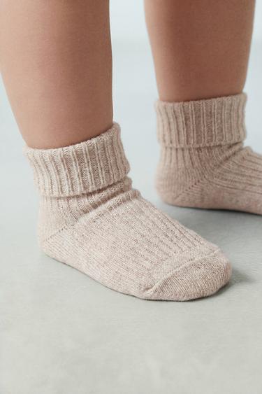 CONFEZIONE QUATTRO CALZINI COLORATI - Beige chiaro di Zara