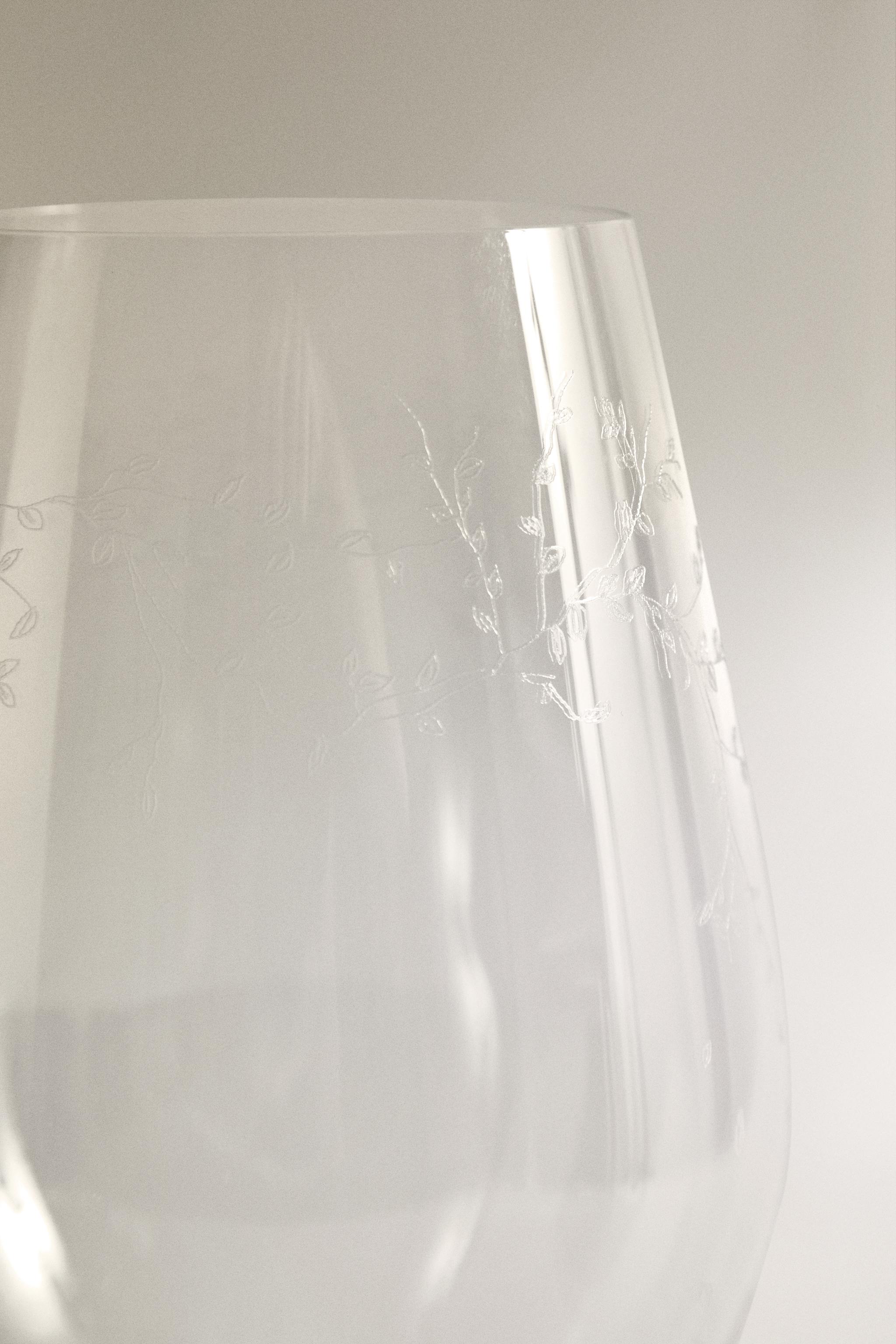 ENGRAVED CHRISTMAS WINE GLASS