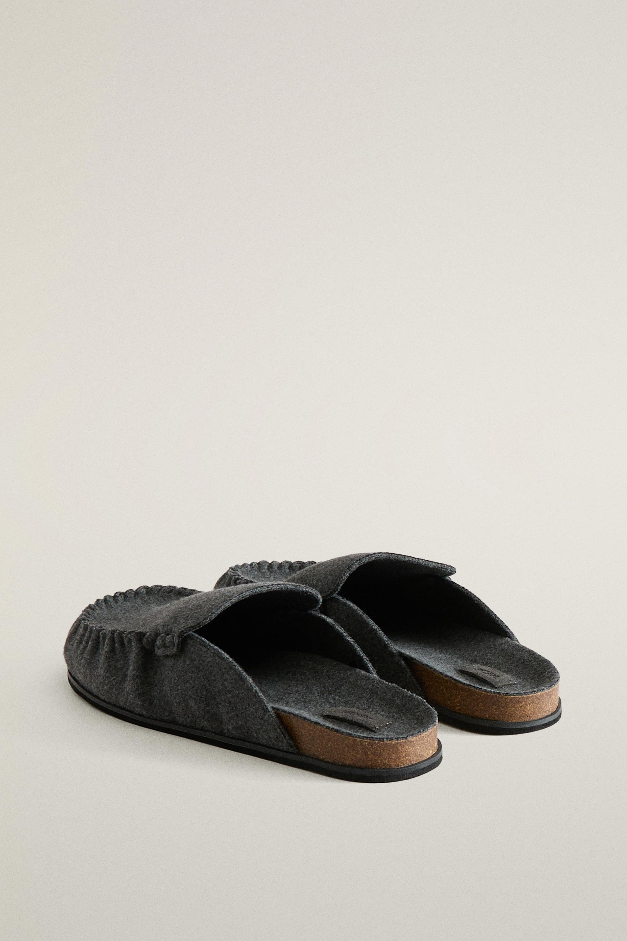 FELT MULE CLOG SLIPPERS