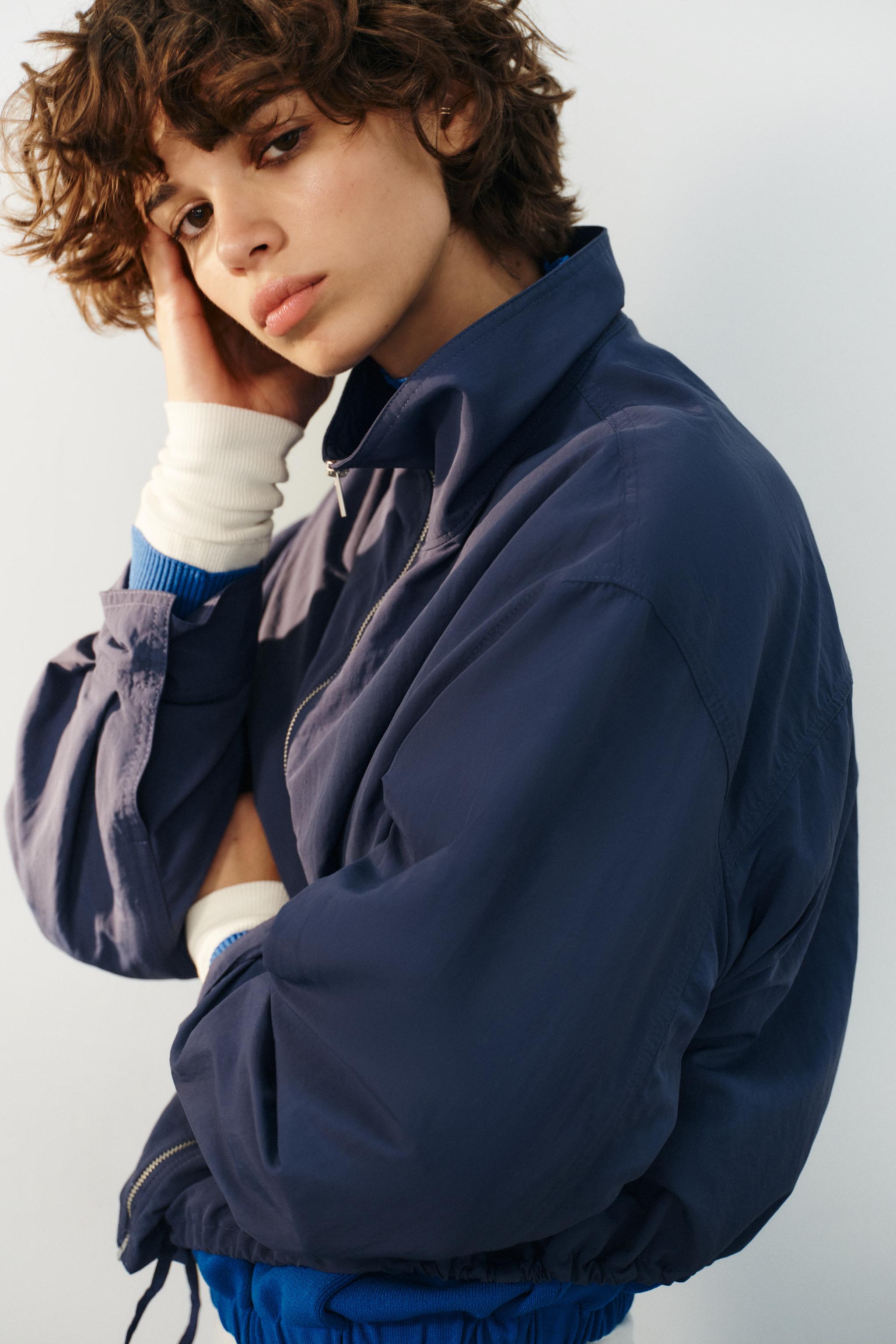 Женские куртки Zara TECHNICAL FABRIC JACKET — фото 4