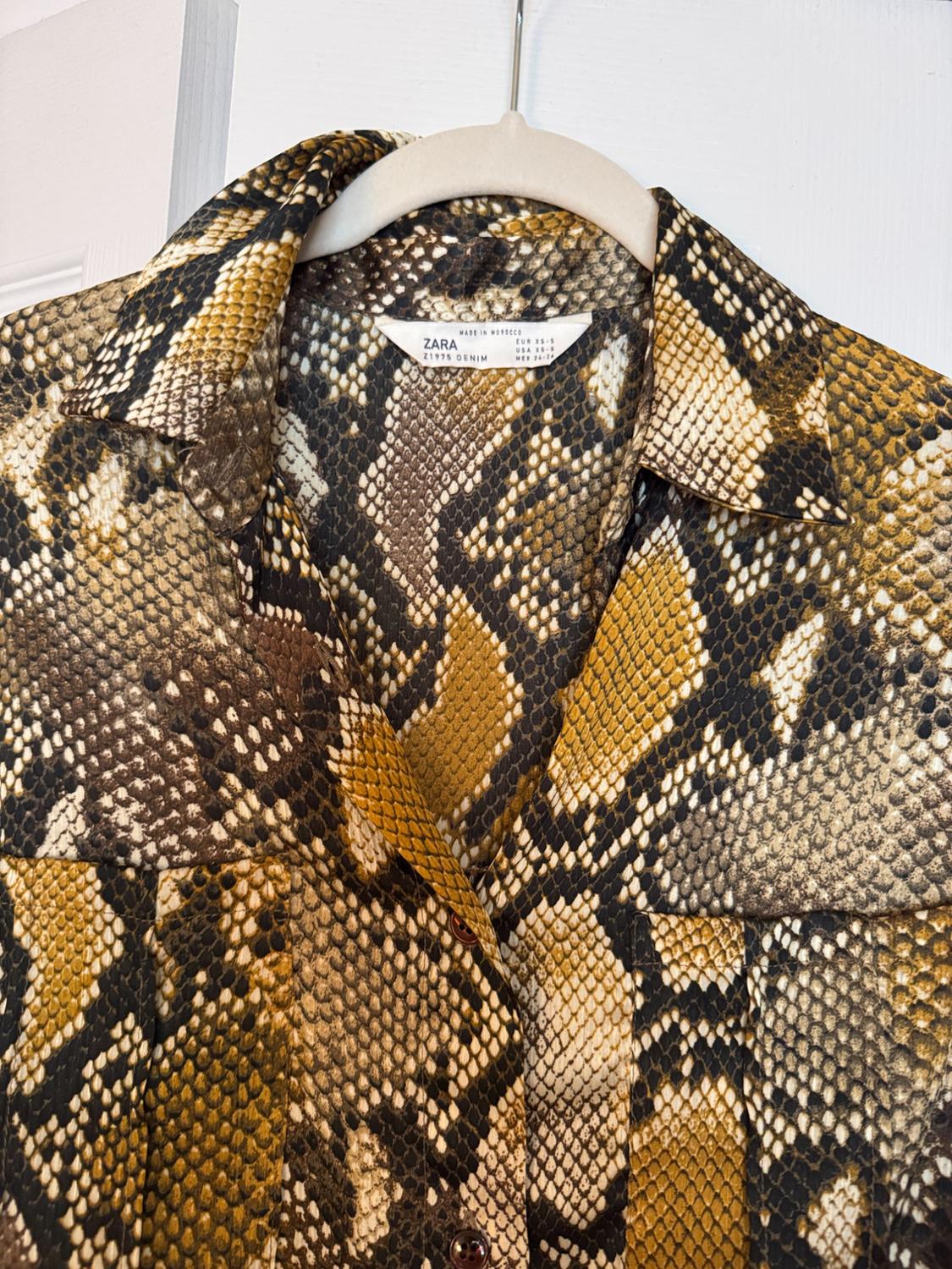 SNAKESKIN PRINT BLOUSE - Image 2